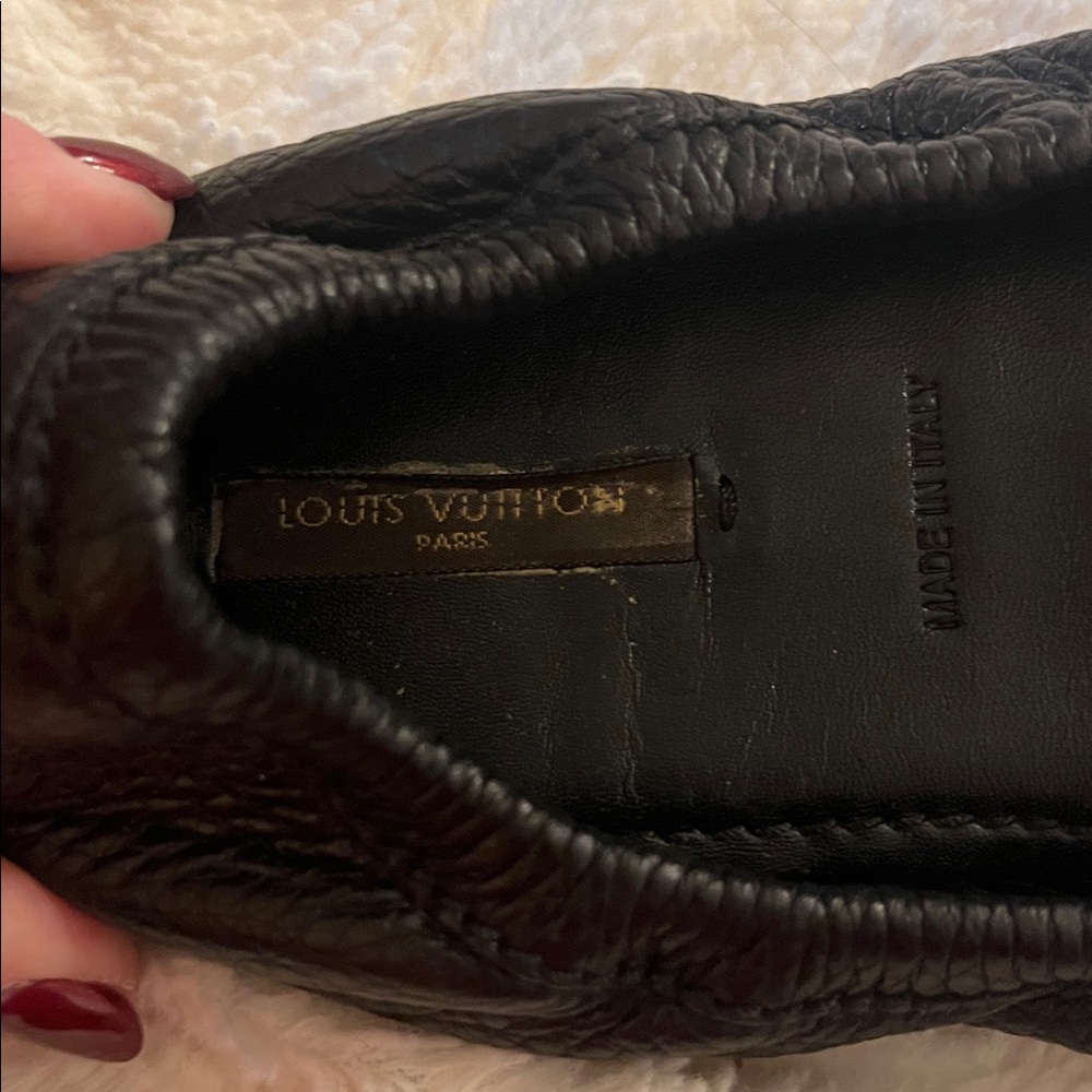 Louis Vuitton Black Textured Gloria Flats - Picture 2 of 7